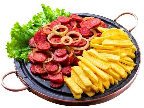 Calabresa com acompanhamento
