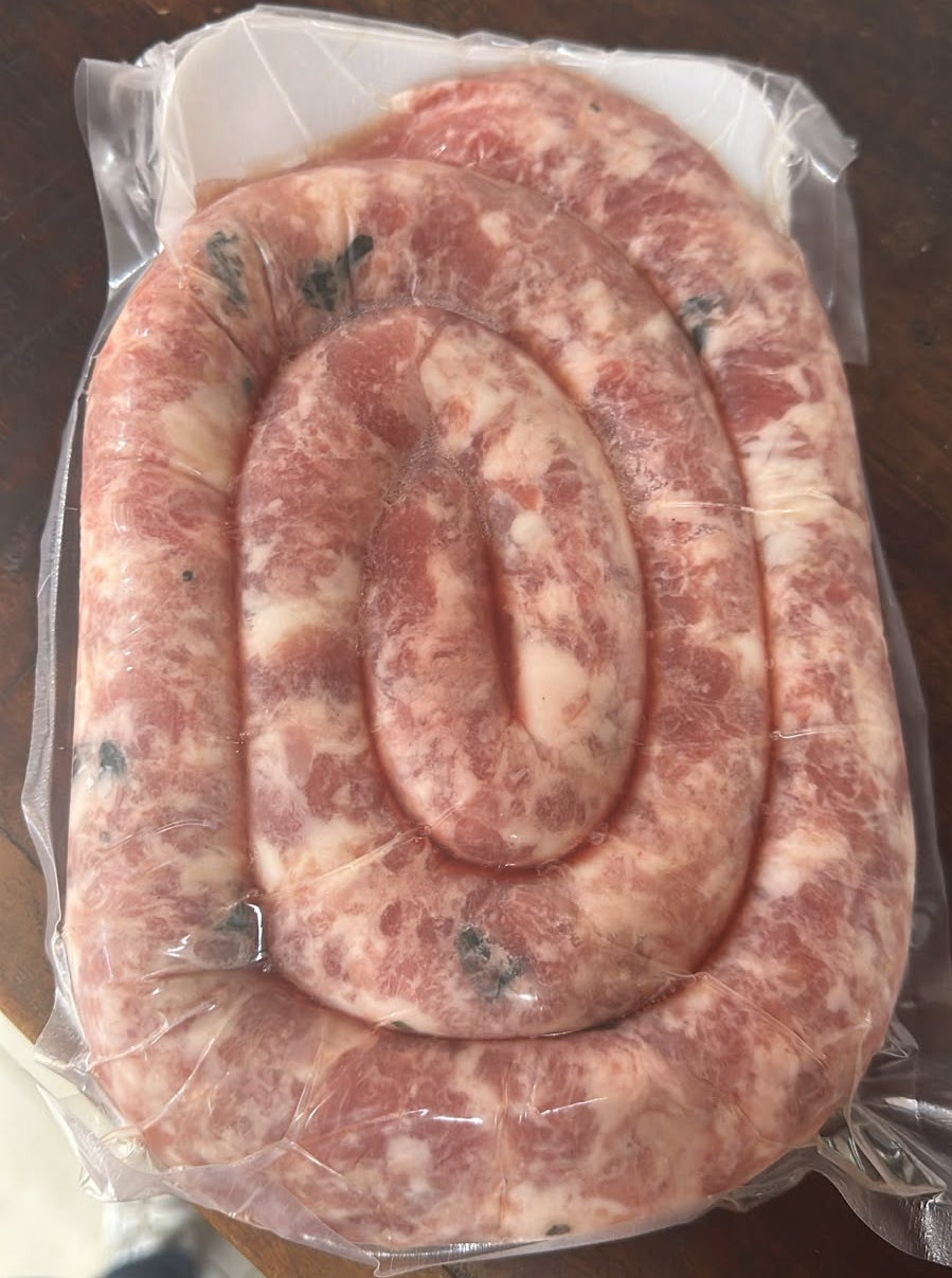 Linguiça de pernil com manjericão e bacon