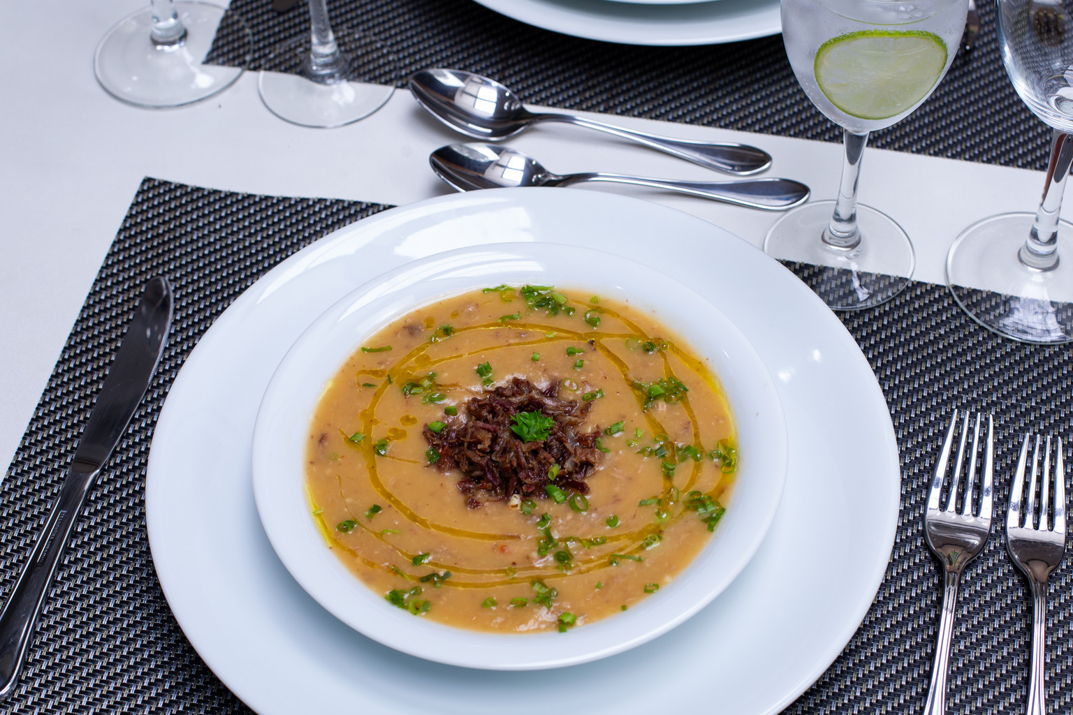Caldo de Mandioca com Carne Cozida