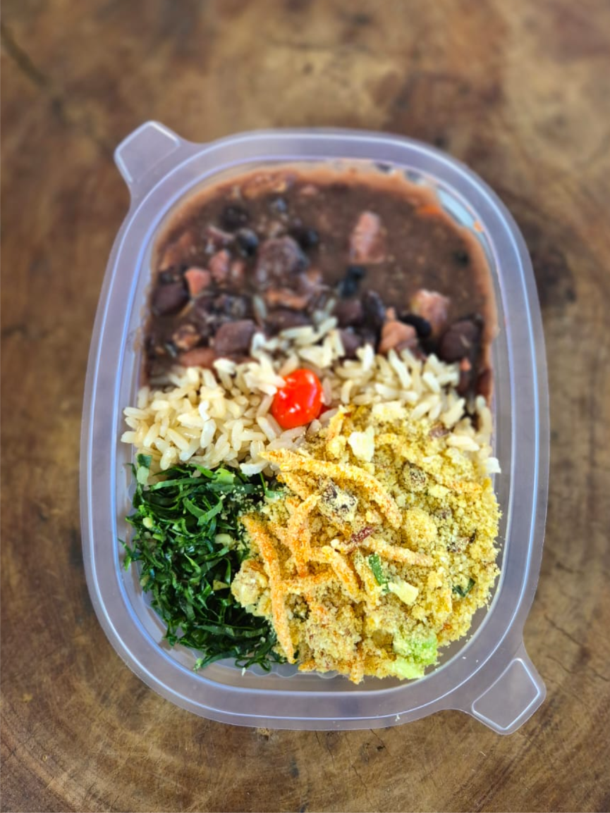 FEIJOADA C/ ARROZ INTEGRAL 220 GRAMAS Congelado.