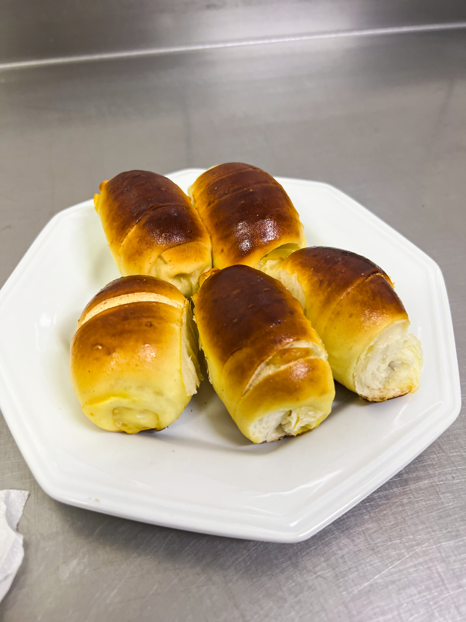 Enroladinho de queijo s/cobertura 