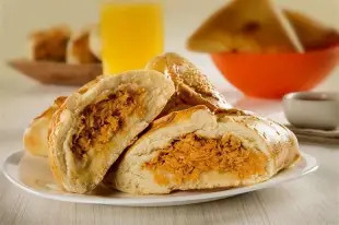 ESFIHA DE FRANGO