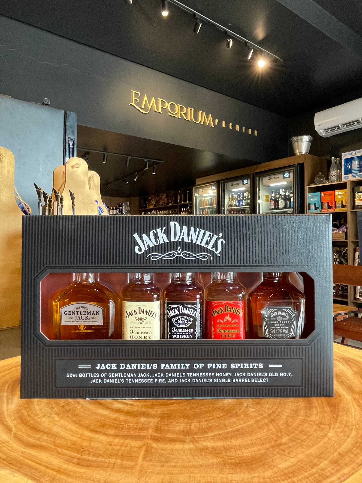 Kit Jack Daniels Family of Fine Spirits 