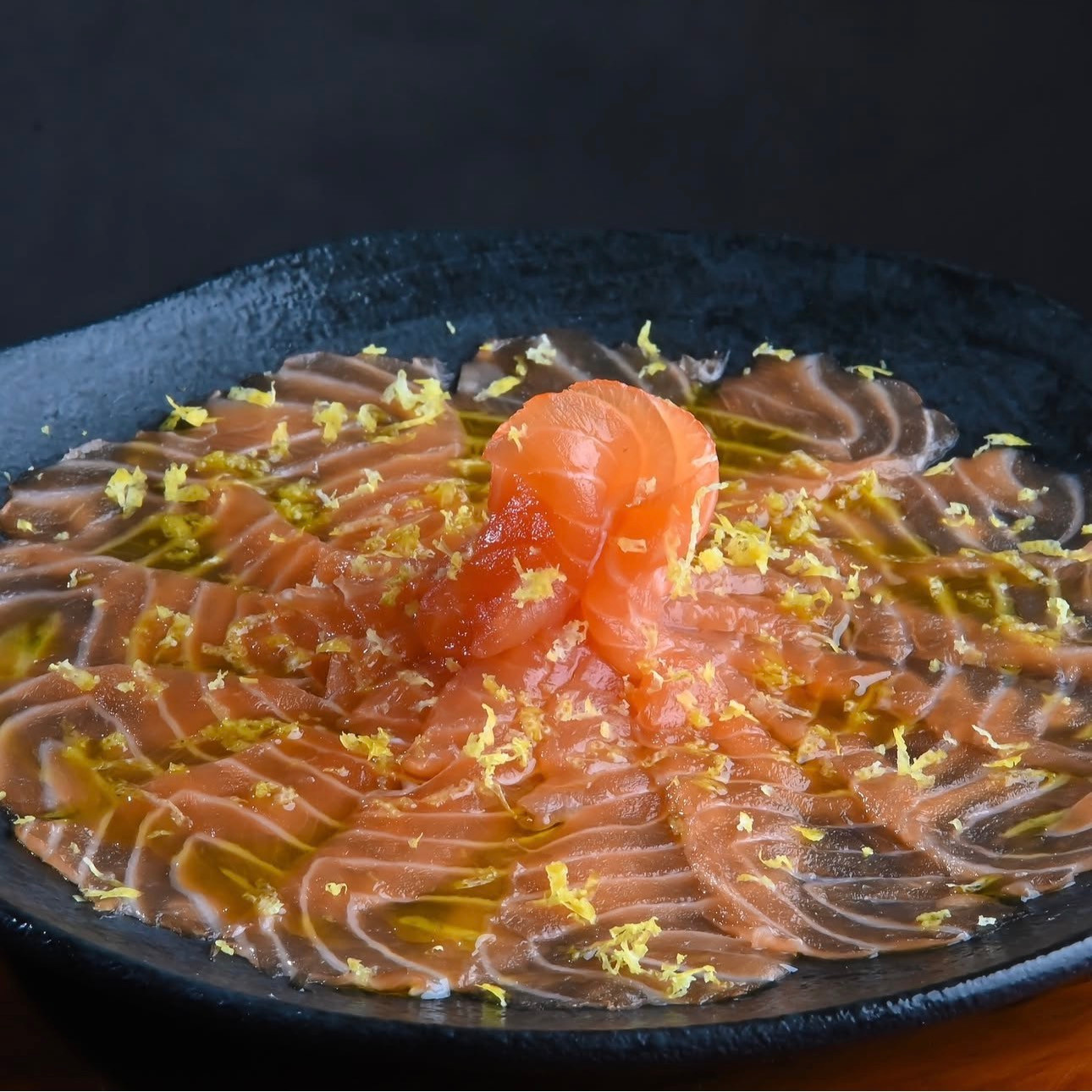 Carpaccio de salmão