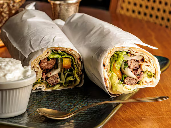Kebab de filé mignon + pasta de alho 100g