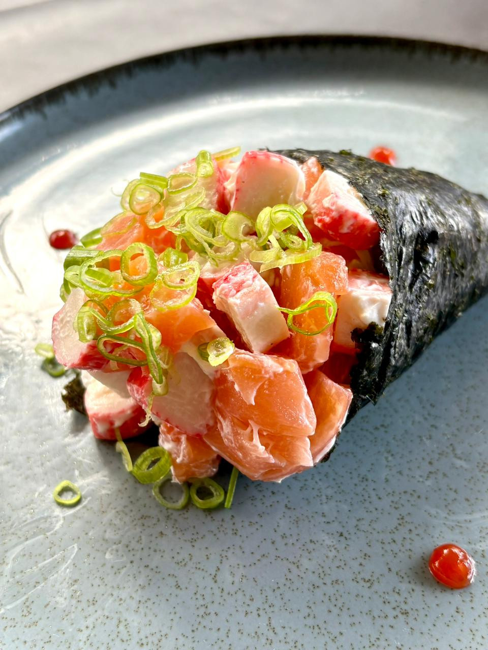 Temaki Salmão Fresco e Kani