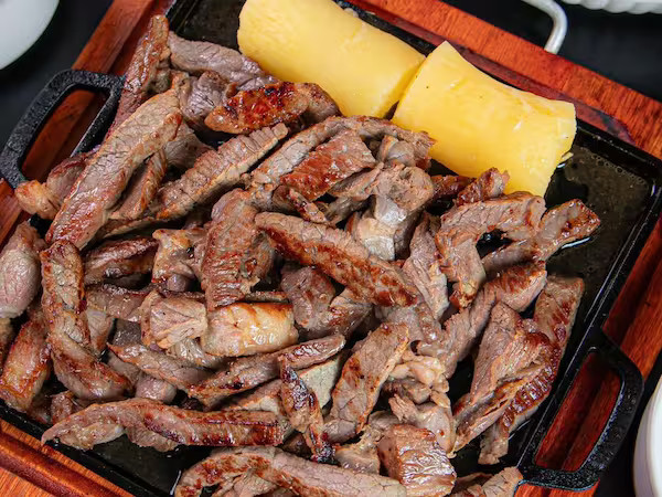 Carne de sol com mandioca