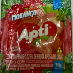 REFRESCO EM PÓ APTI SABOR MORANGO 20G