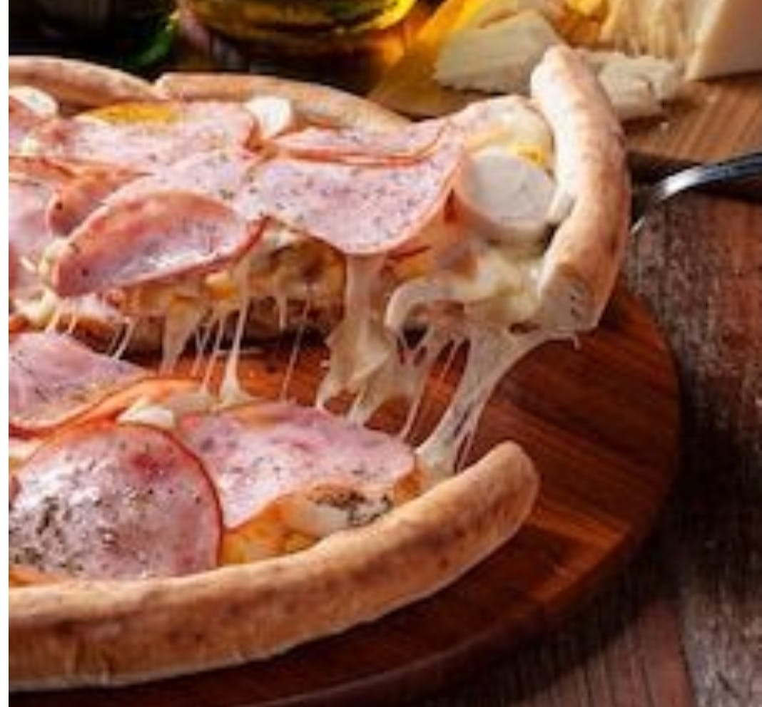 PIZZA LOMBO COM REQUEIJÃO (ULTRACONGELADA)