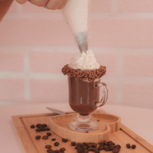 CHOCOLATE QUENTE CREMOSO COM BORDA 100ML