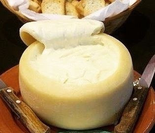 QUEIJO TRUFADO