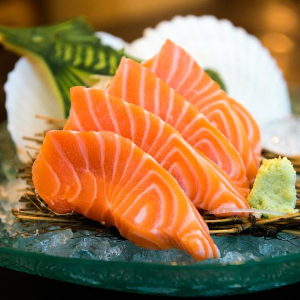 SASHIMI SALMÃO