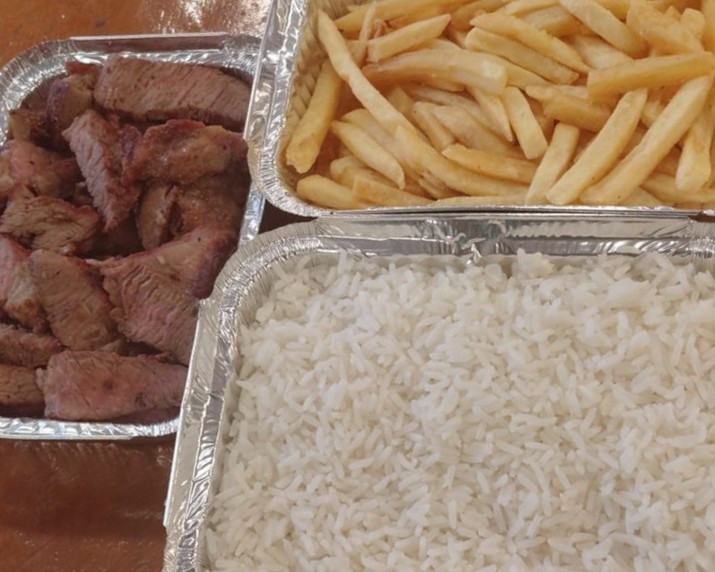 Churrasco Família Carne (Serve 3 Pessoas)