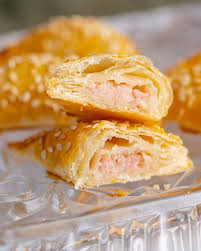 FOLHADO PEITO DE PERU