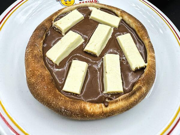 Esfiha de Kit Kat