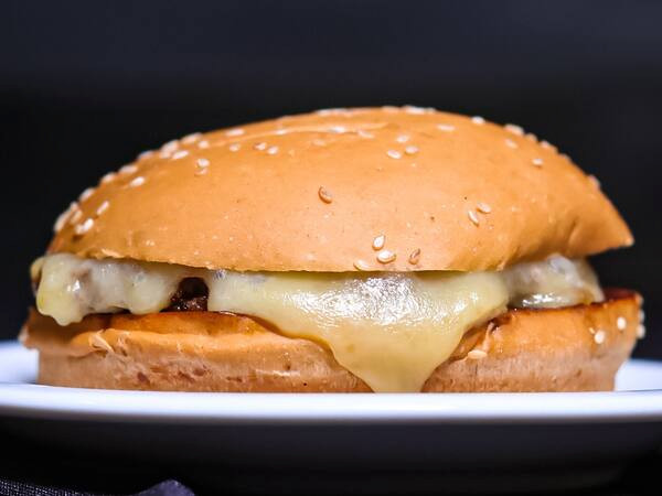 X-Piratinha + Fritas + Refri 