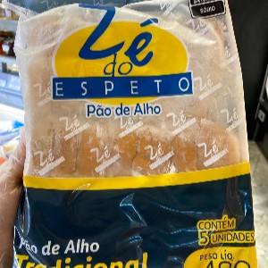 PAO DE QUATRO QUEIJOS