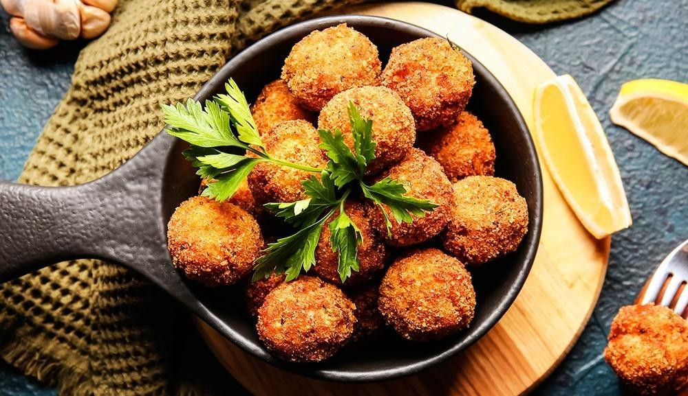 BOLINHO DE BACALHAU