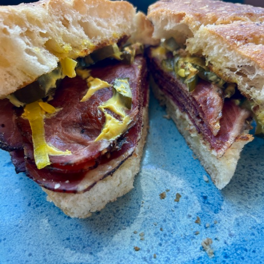 PASTRAMI SANDUICHE