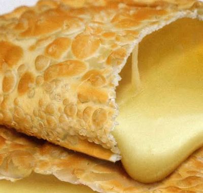 MINI PASTEL DE QUEIJO