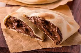 CALZONE CHOCOLATE AO LEITE