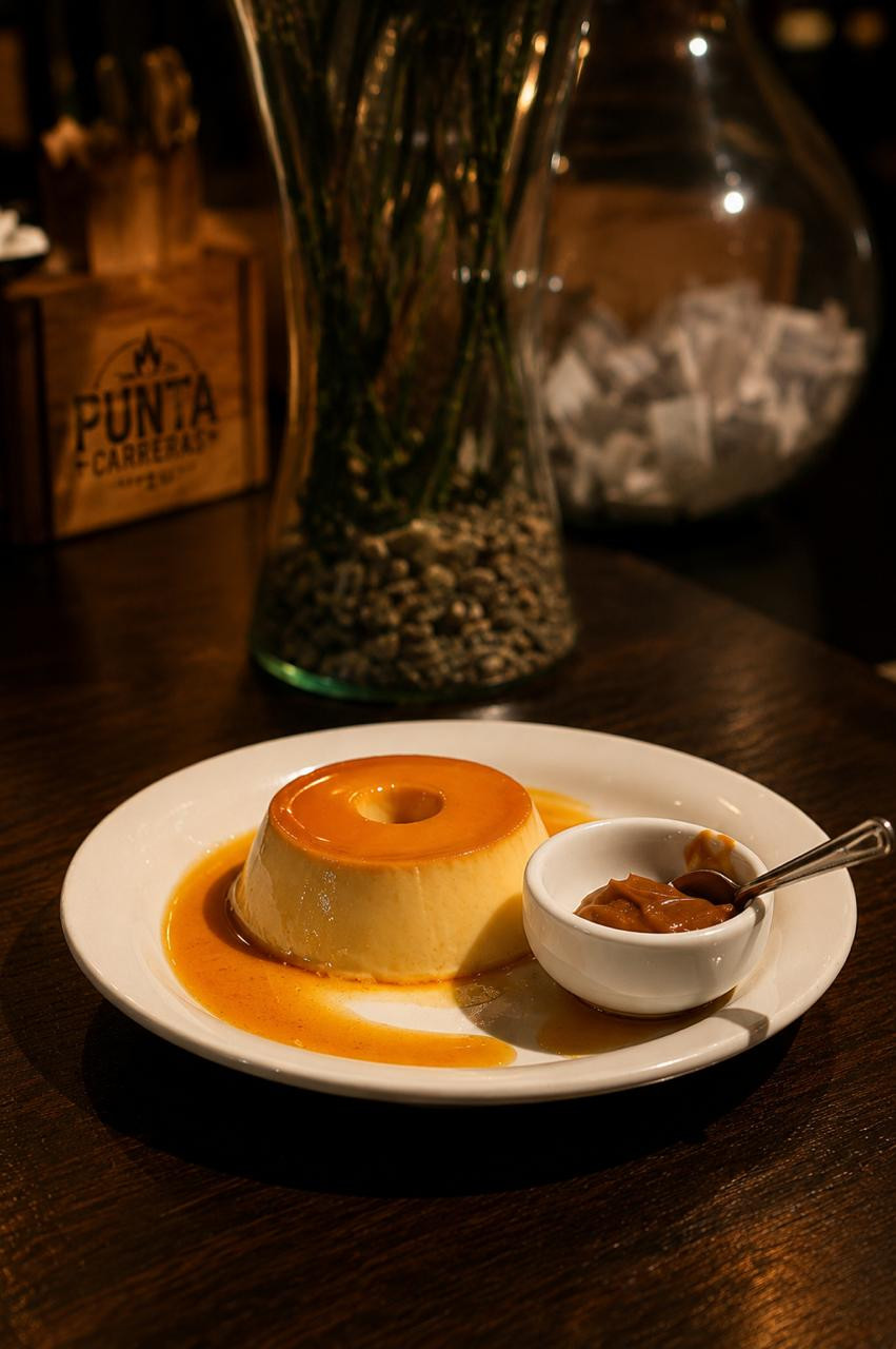 Flan con dulce de leche (Pudim)