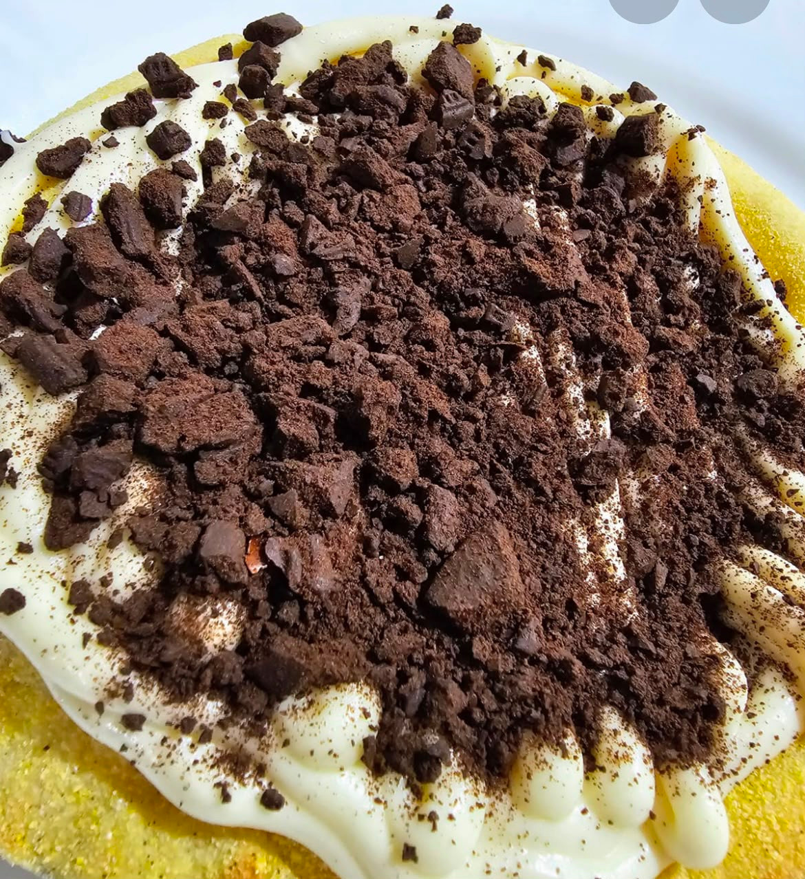 ESFIHA CHOCOLATE BRANCO COM OVOMALTINE