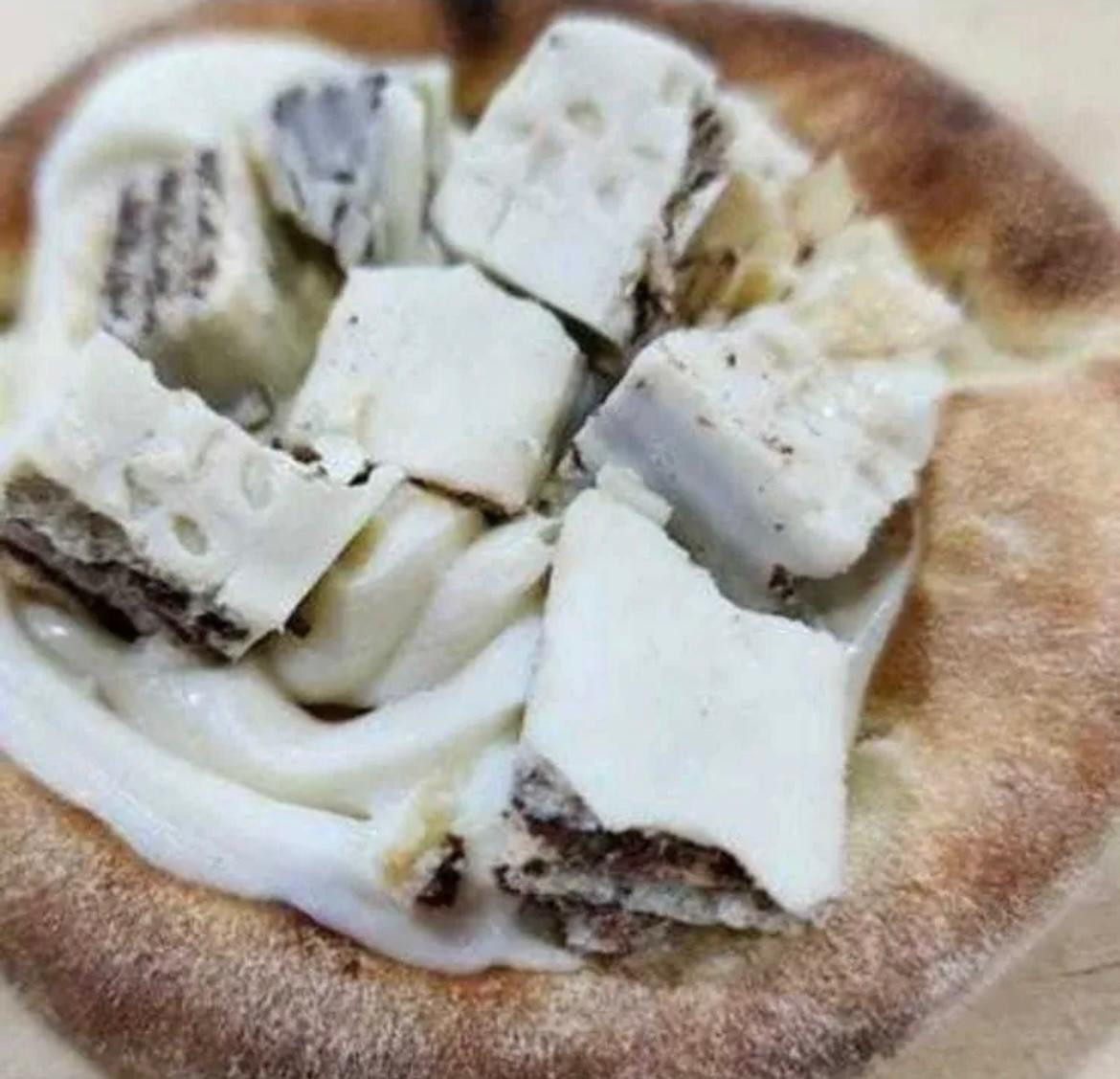 ESFIHA DE BIS BRANCO