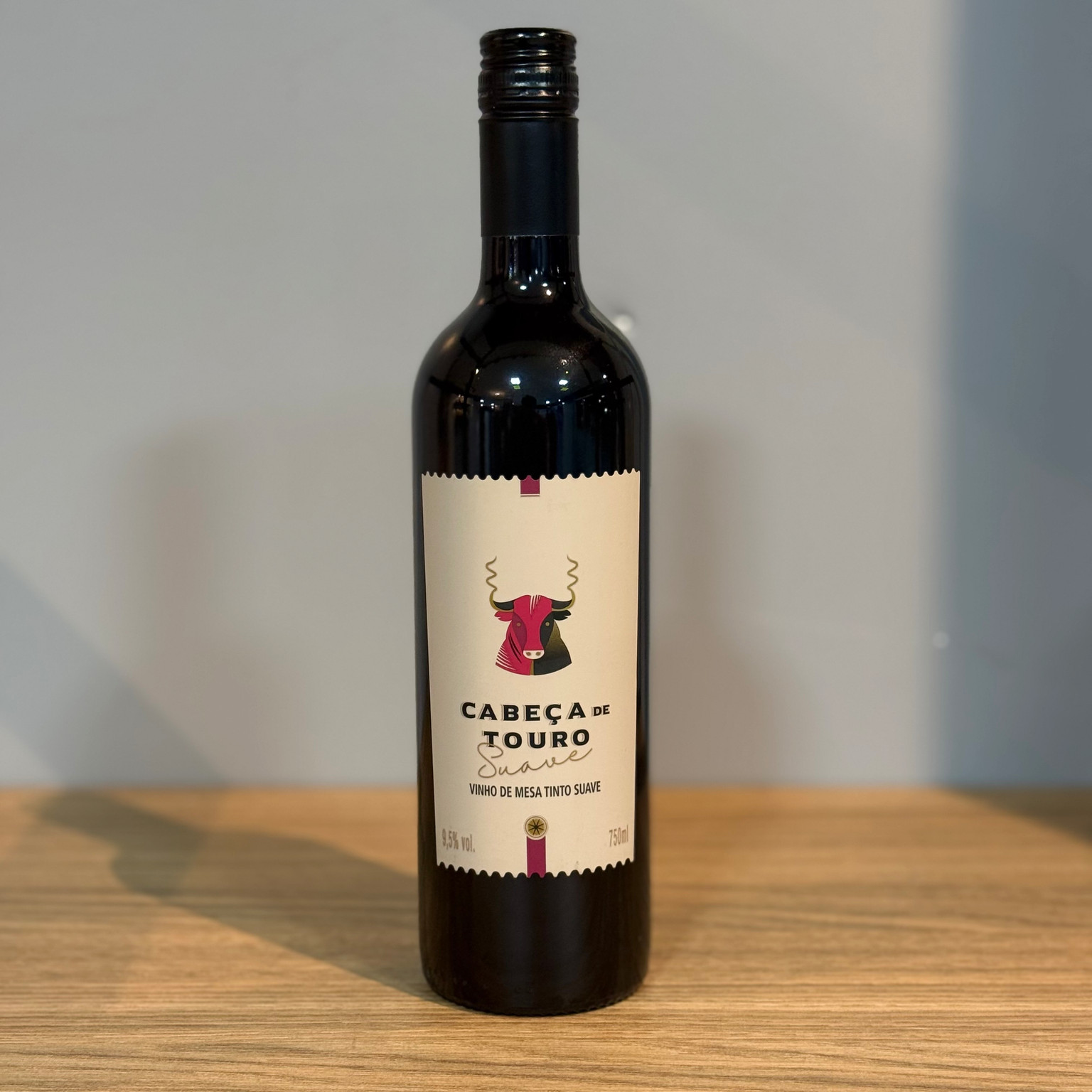 Vinho Cabeça de Touro Tinto Suave 750ml 