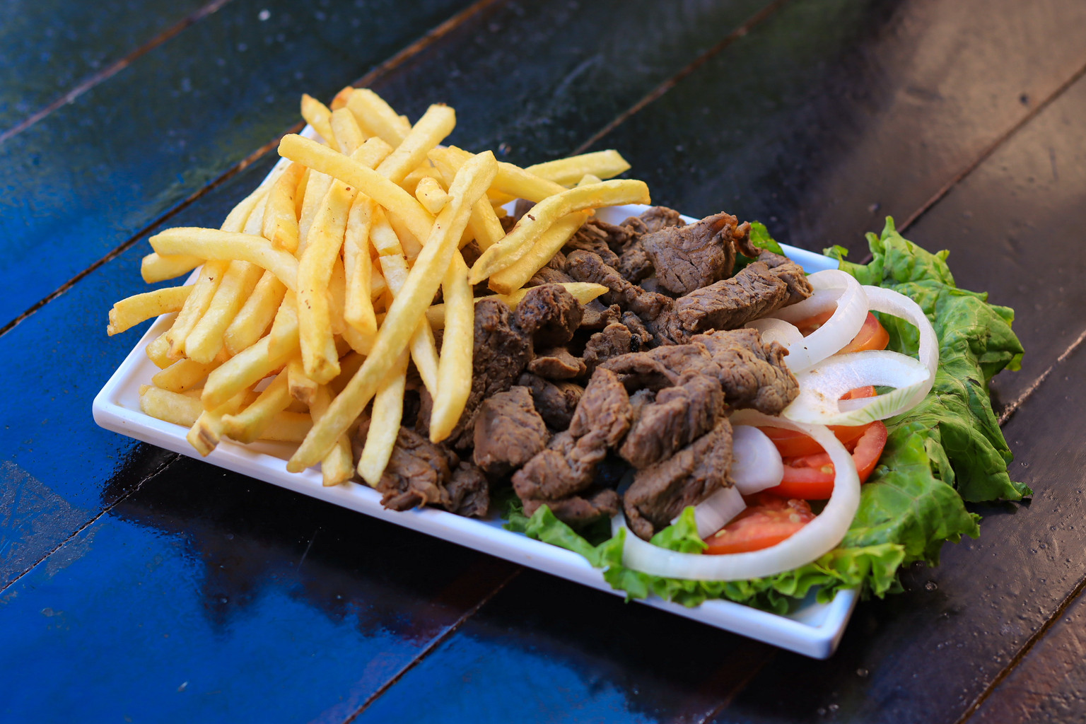 Filé mignon com fritas
