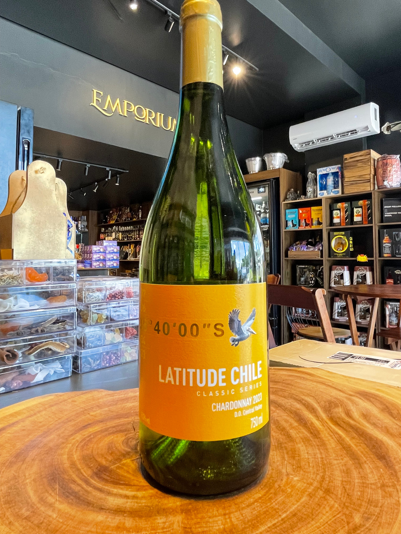 Latitude Chile Chardonnay 