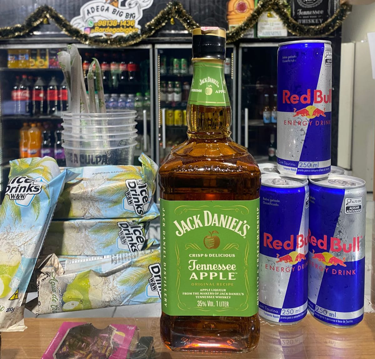 COMBO DE JACK DANIELS REDBULL