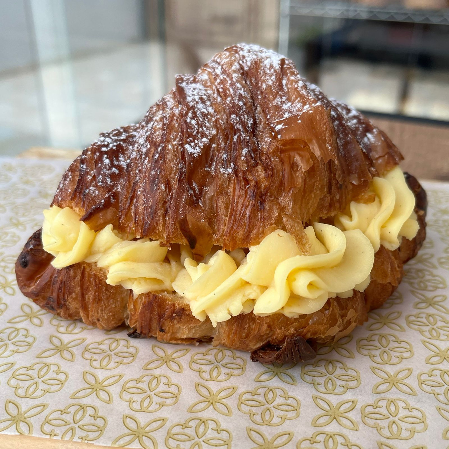 Croissant Creme Patsserie