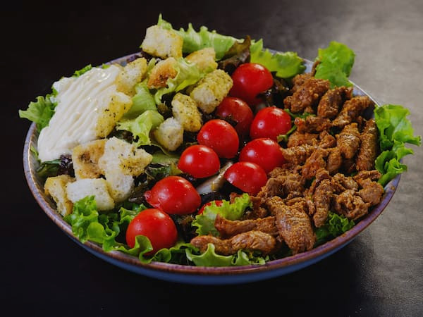 Salada de Tiras de Filé Mignon