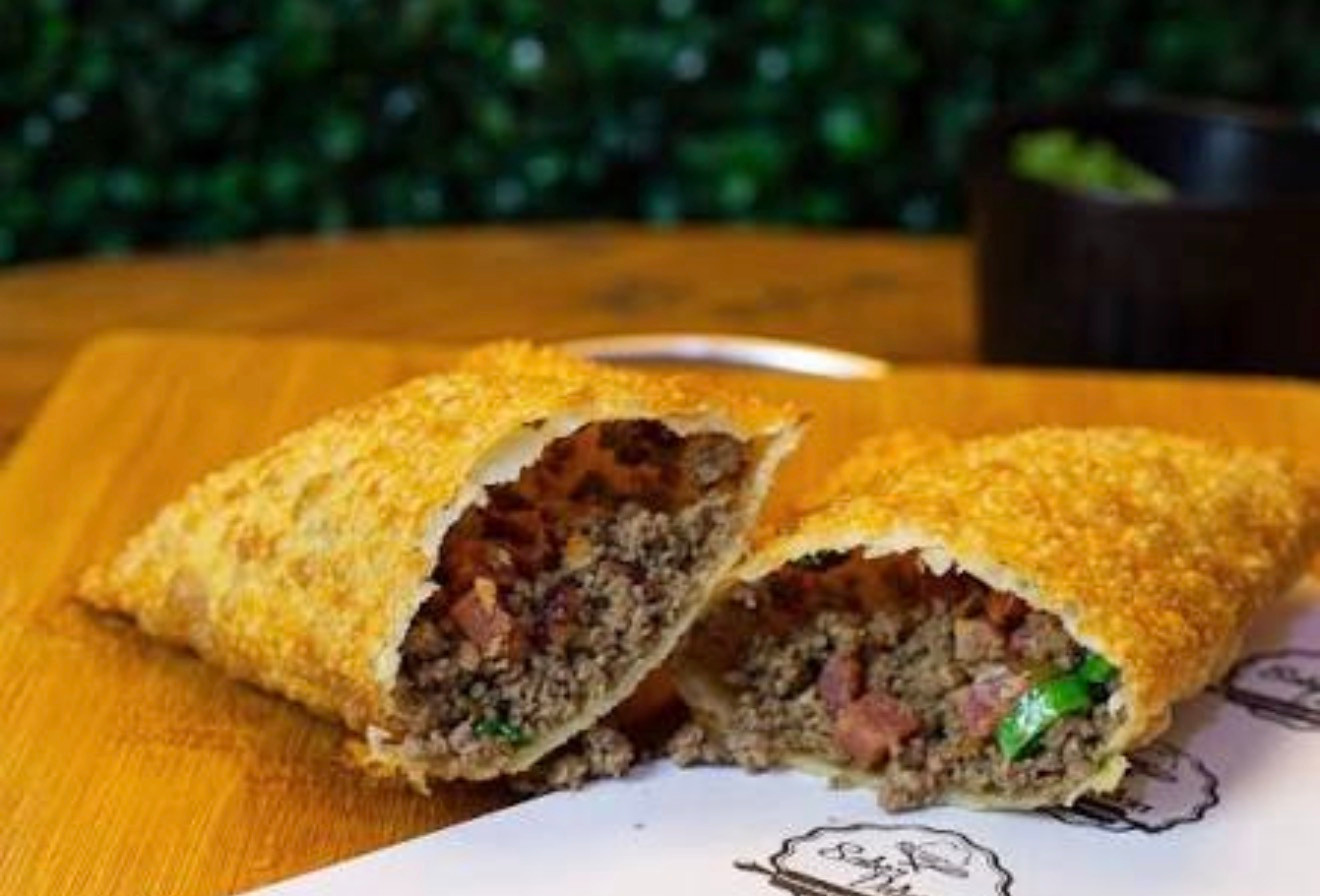 PASTEL CARNE COM BACON