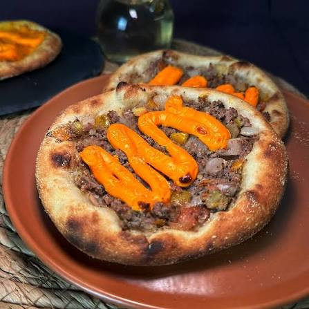 Esfiha Carne com cheedar