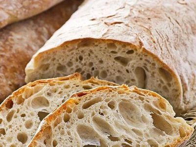 Pão Ciabatta com mortadela