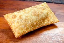 Pastel de Carne Seca com Queijo