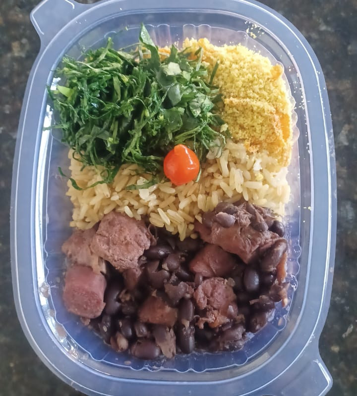 FEIJOADA COM ARROZ INTEGRAL 320 GRAMAS Congelado