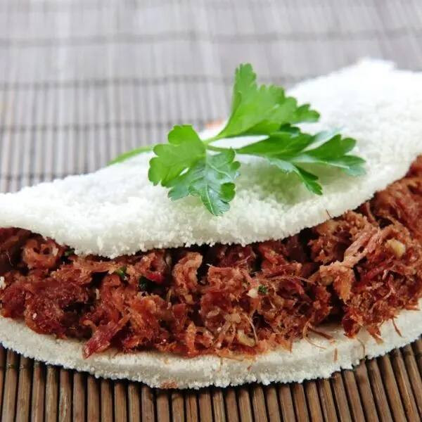 Tapioca Salgada Carne seca com Catupiry