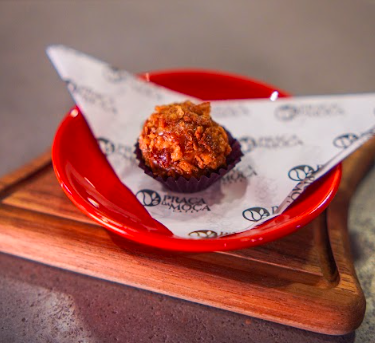 BRIGADEIRO CARAMELO COM FLOR DE SAL