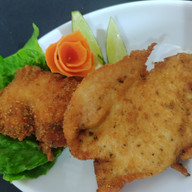 FILÉ DE FRANGO À MILANESA