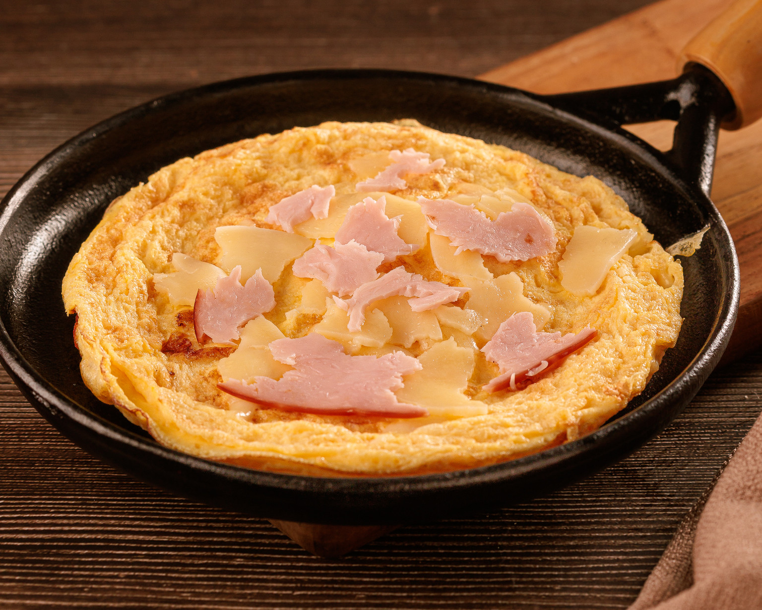 OMELETE QUEIJO E PRESUNTO