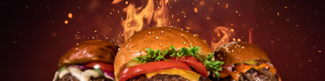 A CANTINA SMASH BURGER