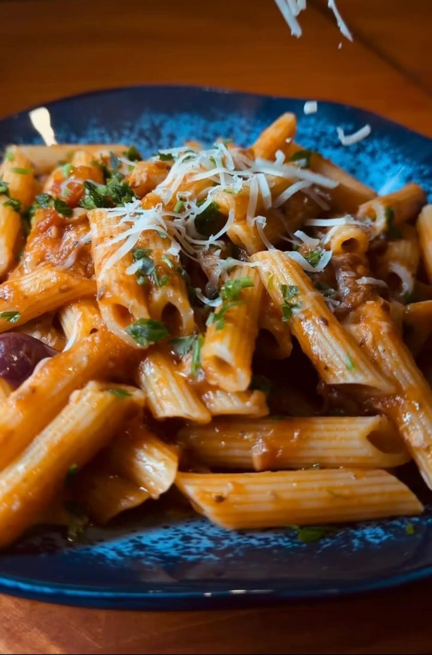 PENNE ALLA PUTTANESCA