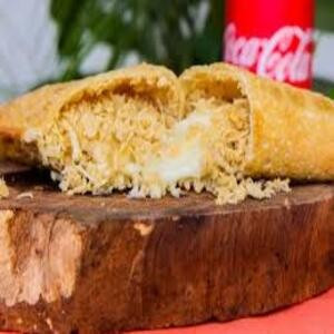 PASTEL FRANGO C/ CATUPIRY