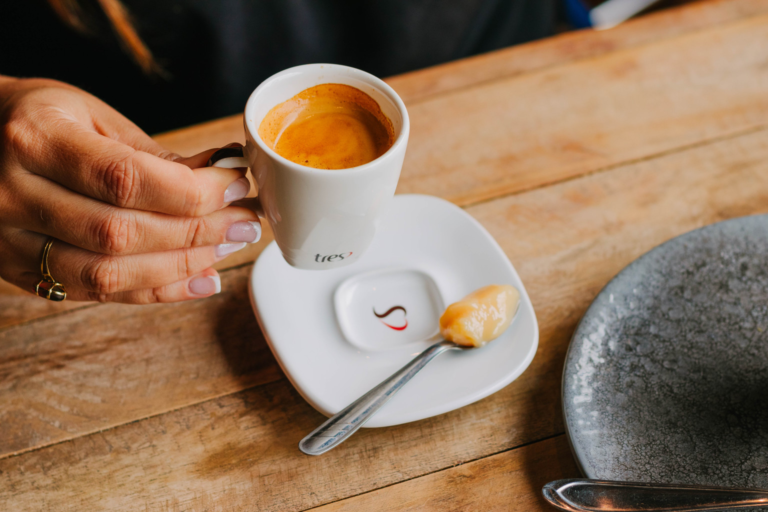 CAFE EXPRESSO