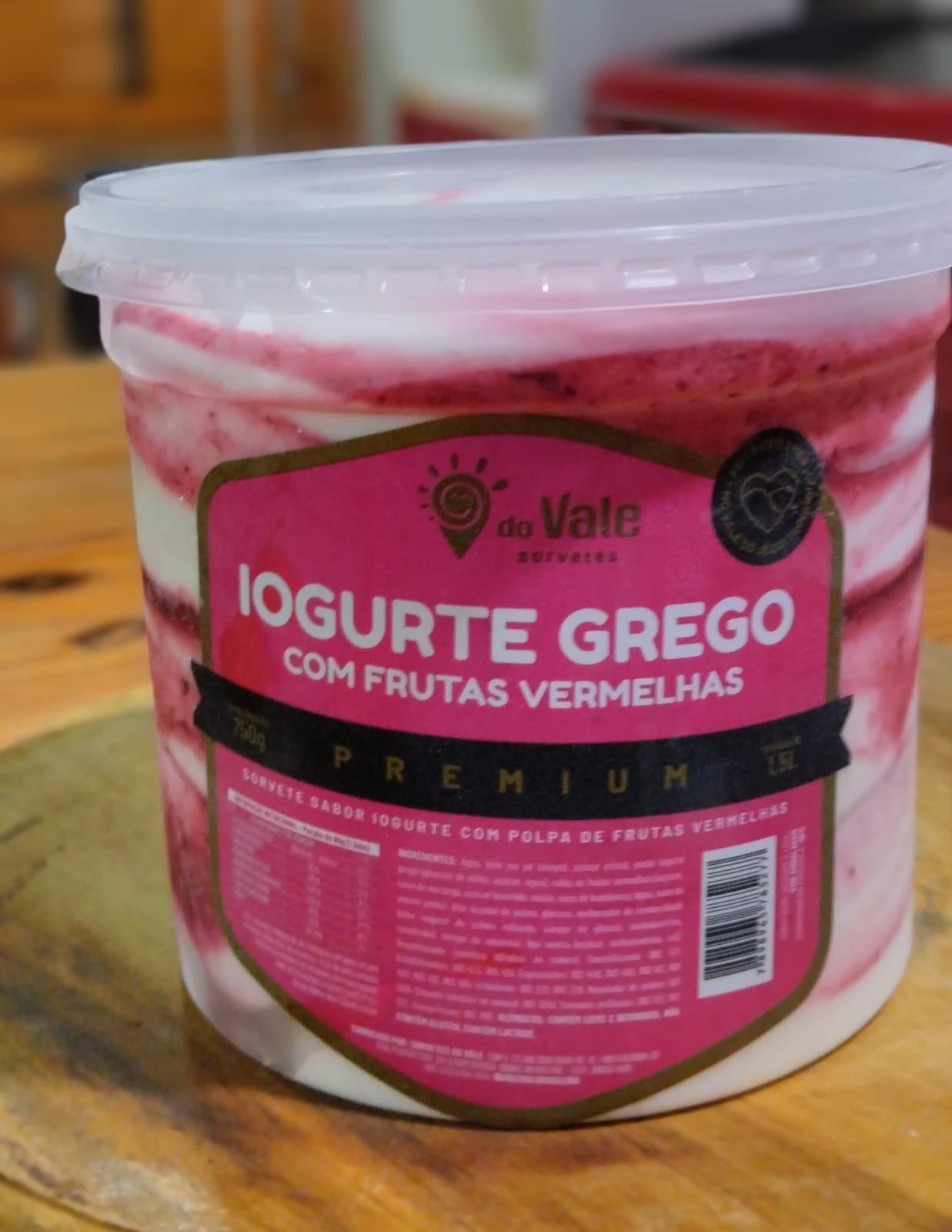 IOGURTE GREGO COM FRUTAS VERMELHAS PREMIUM 1,5
