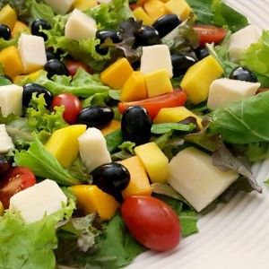 SALADA COMPLETA PEQUENA