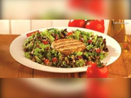 Salada com hamburger artesanal (bovino)